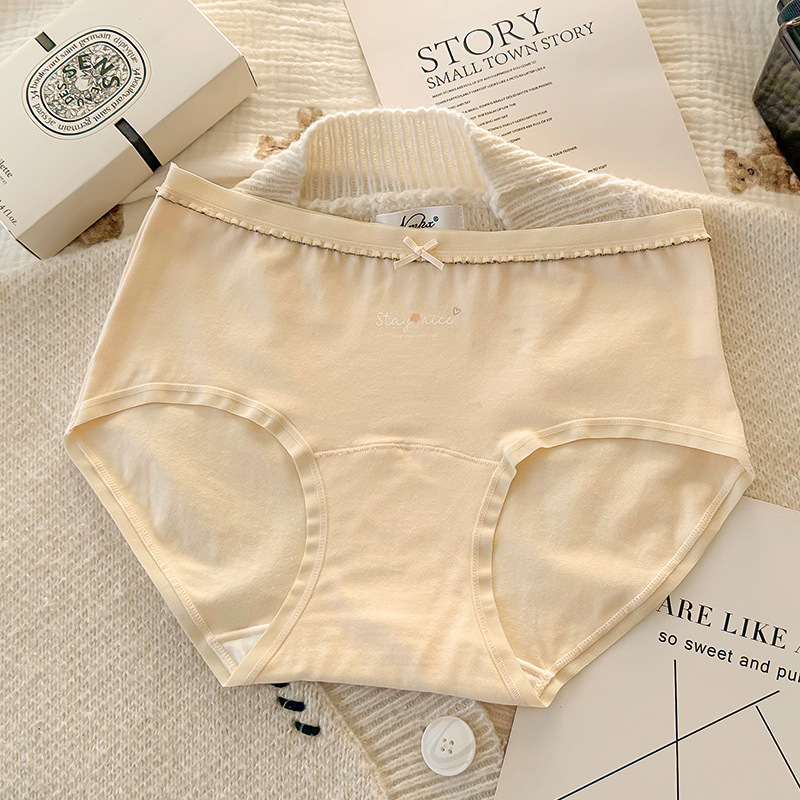 Sieviešu kokvilnas apakšveļa – vidējā jostas vieta, elpojošs adīts audums, garāks starpenes oderes, 100% kokvilnas oderes