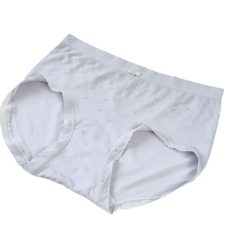 Sieviešu bezšuvju apakšbikses ar vidējo jostu – elpojošas, antibakteriālas; Jacquard audums no regenerētās celulozes; starplika no kokvilnas 90–95%