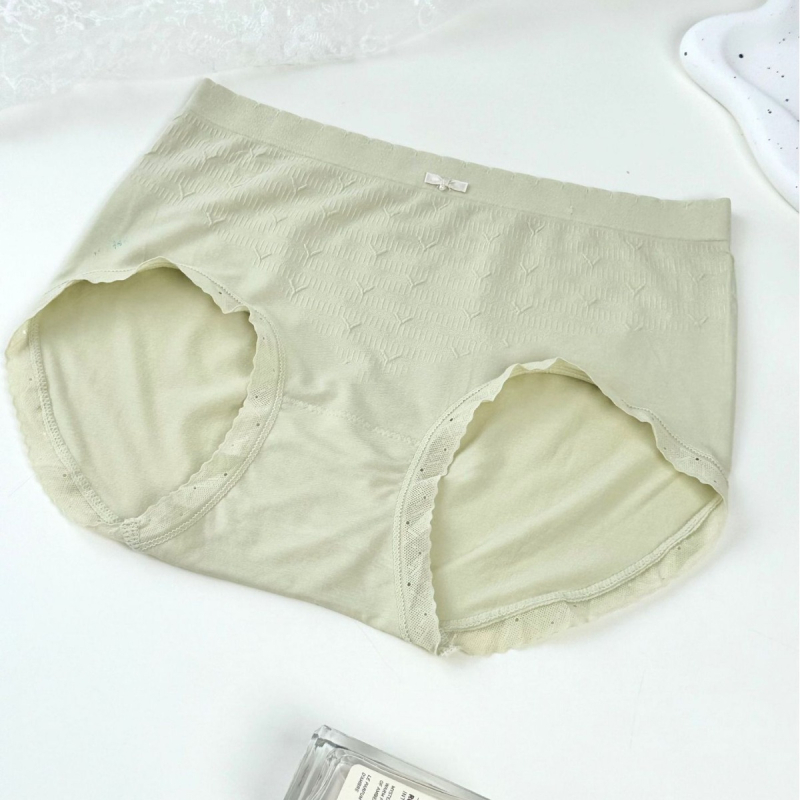 Sieviešu bezšuvju apakšbikses ar vidējo jostu – elpojošas, antibakteriālas; Jacquard audums no regenerētās celulozes; starplika no kokvilnas 90–95%