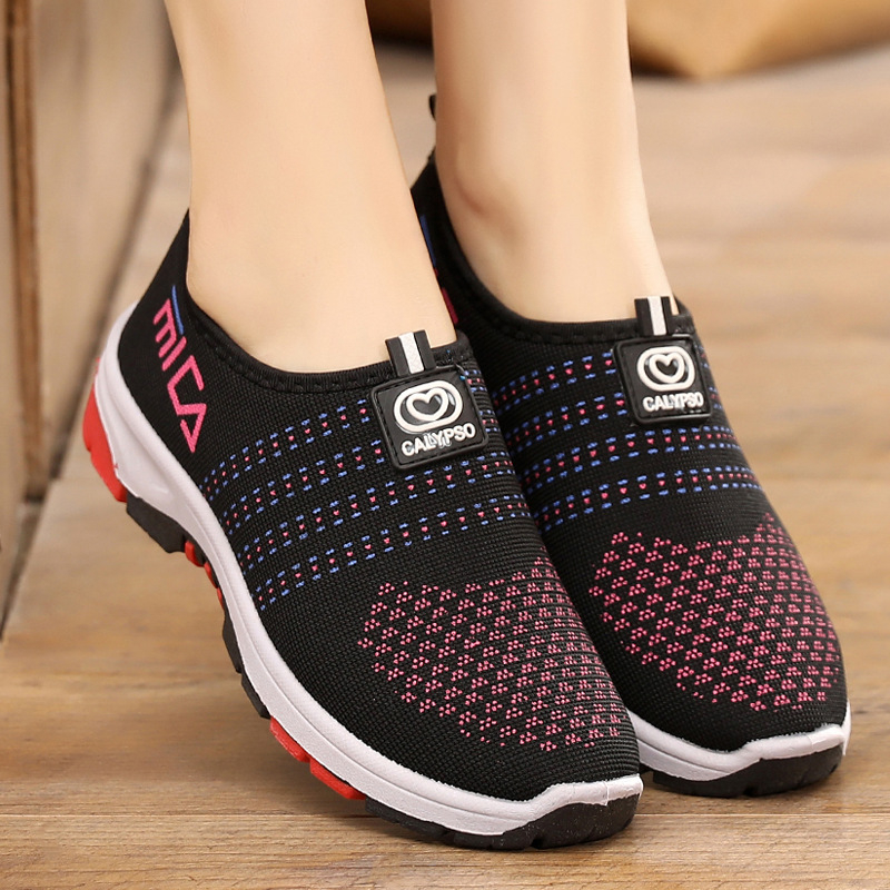 Naistele mõeldud kangast kingad vanal Pekingi stiilis – slip-on, libisemiskindlad, hingav pealmine kangas, lambavill veluurvooder, igapäevane etniline stiil