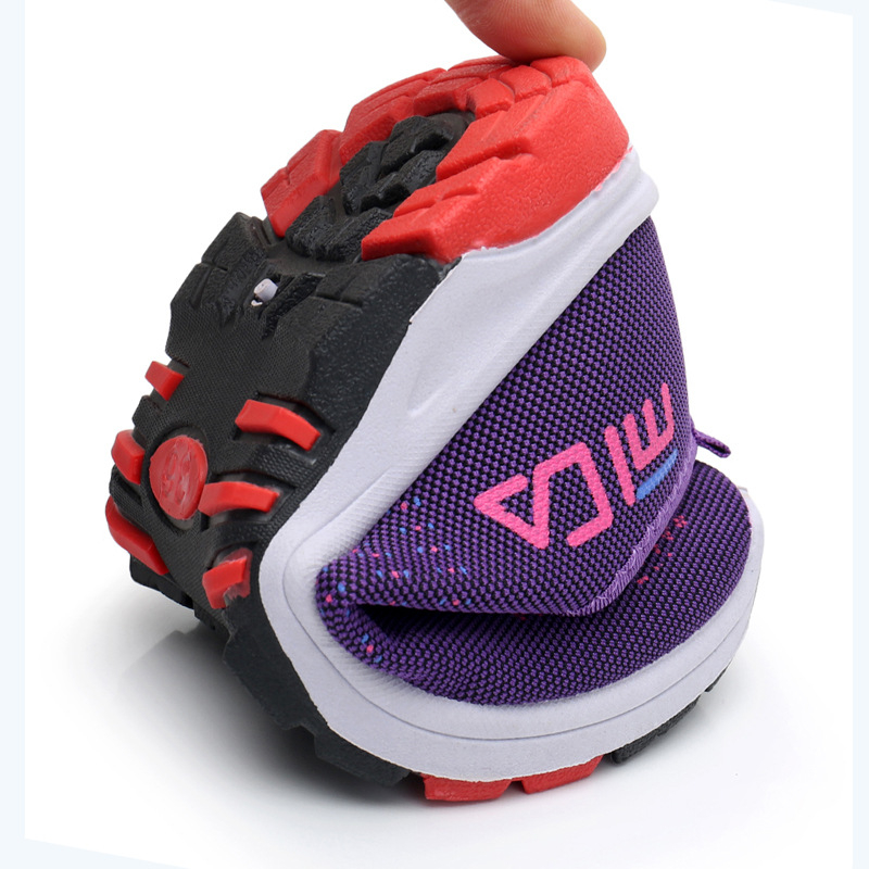 Naistele mõeldud kangast kingad vanal Pekingi stiilis – slip-on, libisemiskindlad, hingav pealmine kangas, lambavill veluurvooder, igapäevane etniline stiil