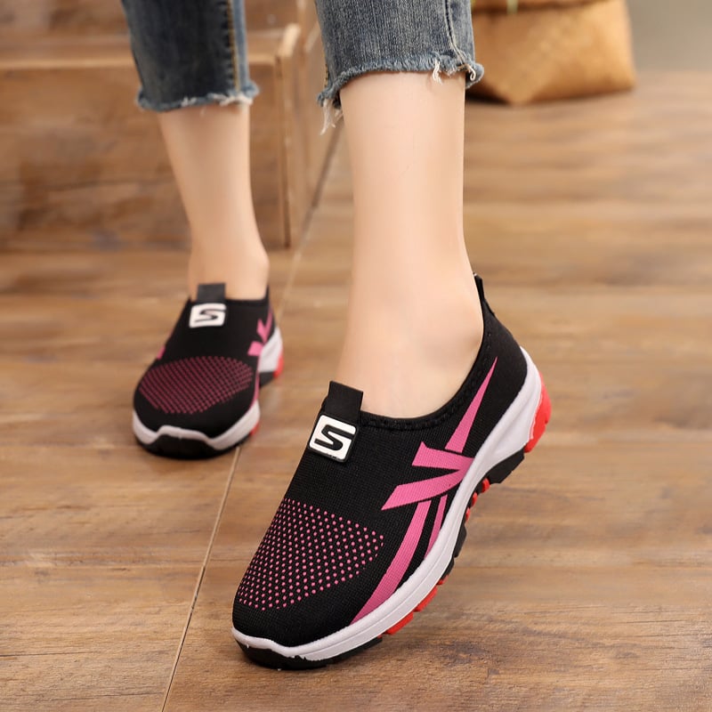 Naistele mõeldud kangast kingad vanal Pekingi stiilis – slip-on, libisemiskindlad, hingav pealmine kangas, lambavill veluurvooder, igapäevane etniline stiil