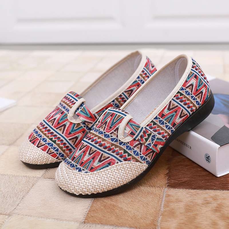 Ženske slip-on tenisice od platna, prozračne, gumena podplat, srednja visina, klin 4–6 cm