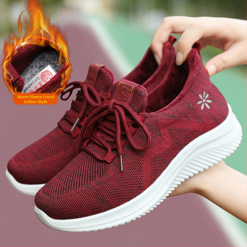 Sieviešu ziemas staigāšanas apavi, auduma augšdaļa, priekšējais šņorējums, apaļš purns, zemais papēdis 1–3 cm, neslīdoša zole