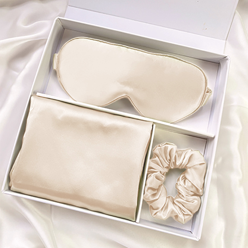 Set svilenih maski za oči, svilenkasta gumica za kosu i set jastučnica — 100% svila, satenski pletenina, reaktivno bojanje, modernan minimalistički darovni set