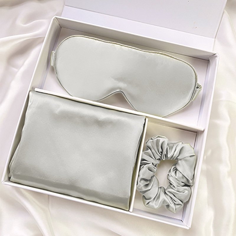 Set svilenih maski za oči, svilenkasta gumica za kosu i set jastučnica — 100% svila, satenski pletenina, reaktivno bojanje, modernan minimalistički darovni set