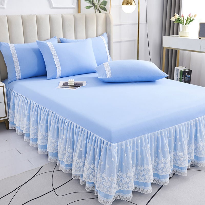 Koreapärase stiiliga voodipesa kattev pitsiga, kolmene komplekt, jääsilk materjalist, harjatud tekstuur, reaktiivne trükk ja värvimine, printsessi stiil