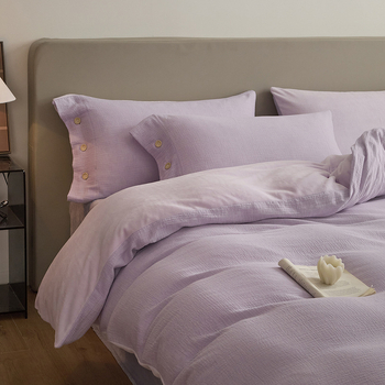 Četverodijelni set posteljine od mliječnog velura, reaktivno ispisivanje i bojanje, monofoni uzorak, moderan minimalistički stil