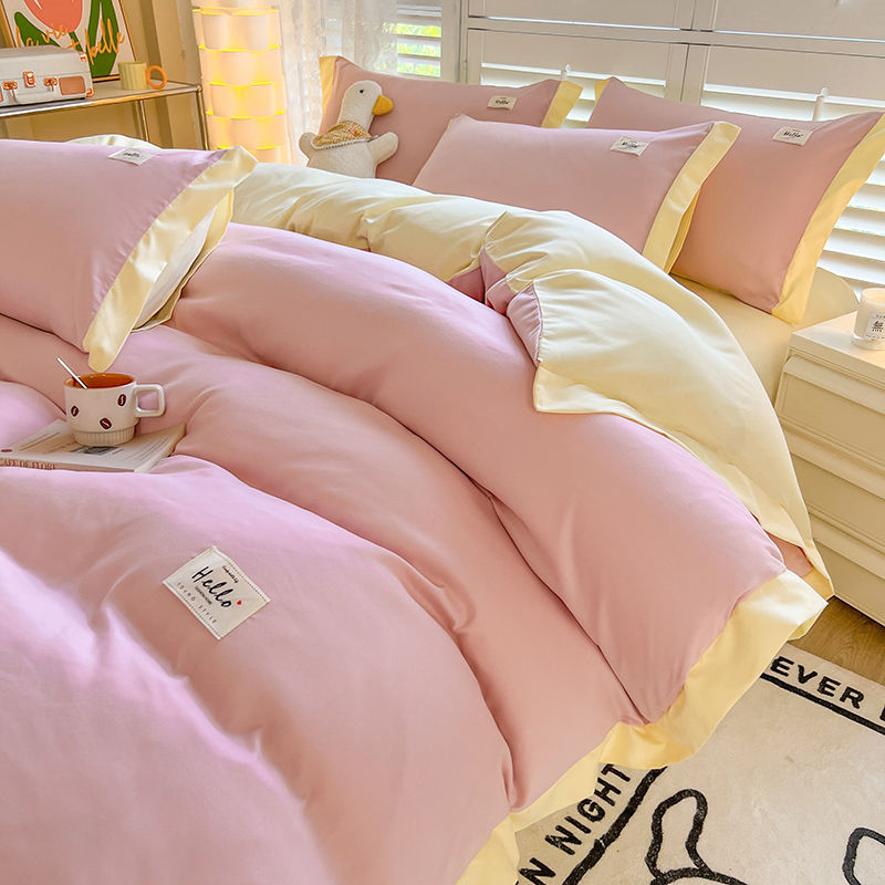 Neljaosaline voodipesu komplekt: kattemähk ja lihtne kude; Materjal: polüester; Kudumine: harjatud ja lihtne kude; Trükkimine: reaktiivne värvimine; Muster: ühes toonis; Stiil: prill polsterdatud lakats.