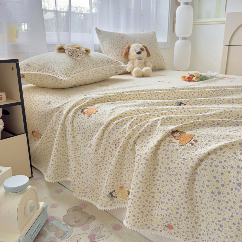 Kolmeosaline voodipesu komplekt polüestrist, multikas muster, Twill kangas, reaktiivne trükkimine ja värvimine, sobib kõigile aastaaegadele, kaasaegne minimalistlik stiil