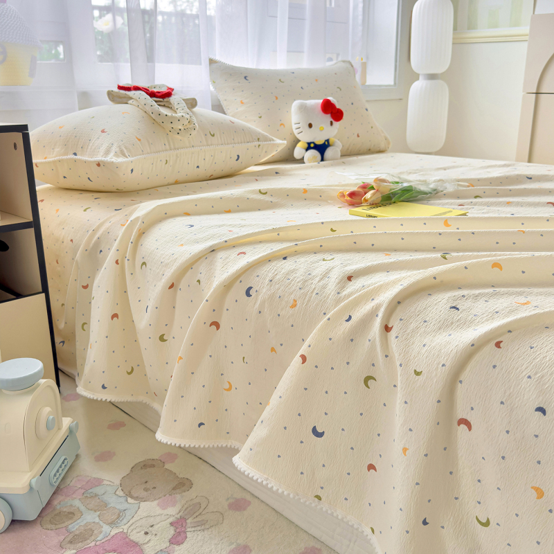 Kolmeosaline voodipesu komplekt polüestrist, multikas muster, Twill kangas, reaktiivne trükkimine ja värvimine, sobib kõigile aastaaegadele, kaasaegne minimalistlik stiil