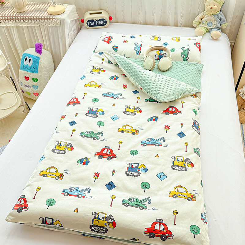 Sac de dormit pentru copii, design desen animat, material: 100% bumbac + bean fleece, 1.1–1.5 kg, compoziție 50% bumbac + 50% bean fleece