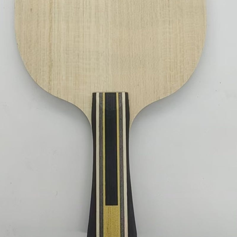 Lamă de tenis de masă | 7 straturi, 5 lemn + 2 carbon, Ayus nucleu, tip lovire laterală