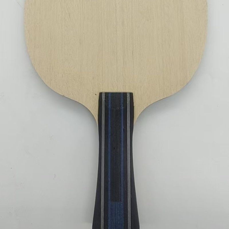 Lamă de tenis de masă | 7 straturi, 5 lemn + 2 carbon, Ayus nucleu, tip lovire laterală