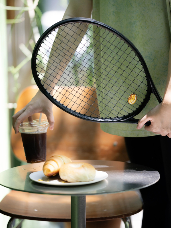 Amortizator de vibrații pentru rachetă de tenis, design cartoon cu temă pâine, ediție limitată (Categorie produs: amortizator; Sporturi aplicabile: Altele; Scenarii de utilizare: Altele; Marca: Altele)