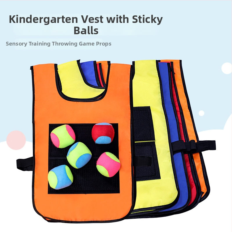 Dječja tekstilna igra s ljepivim kuglicama za vanjsku ciljnu igru – potiče koordinaciju ruka-oko, interaktivna igra, uzrast 4–6 godina