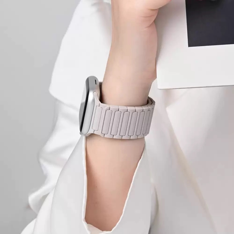 FKFM Λωρίδα ρολογιού από σιλικόνη με μαγνητικό κούμπωμα, αθλητικό στυλ, συμβατή με Apple Watch