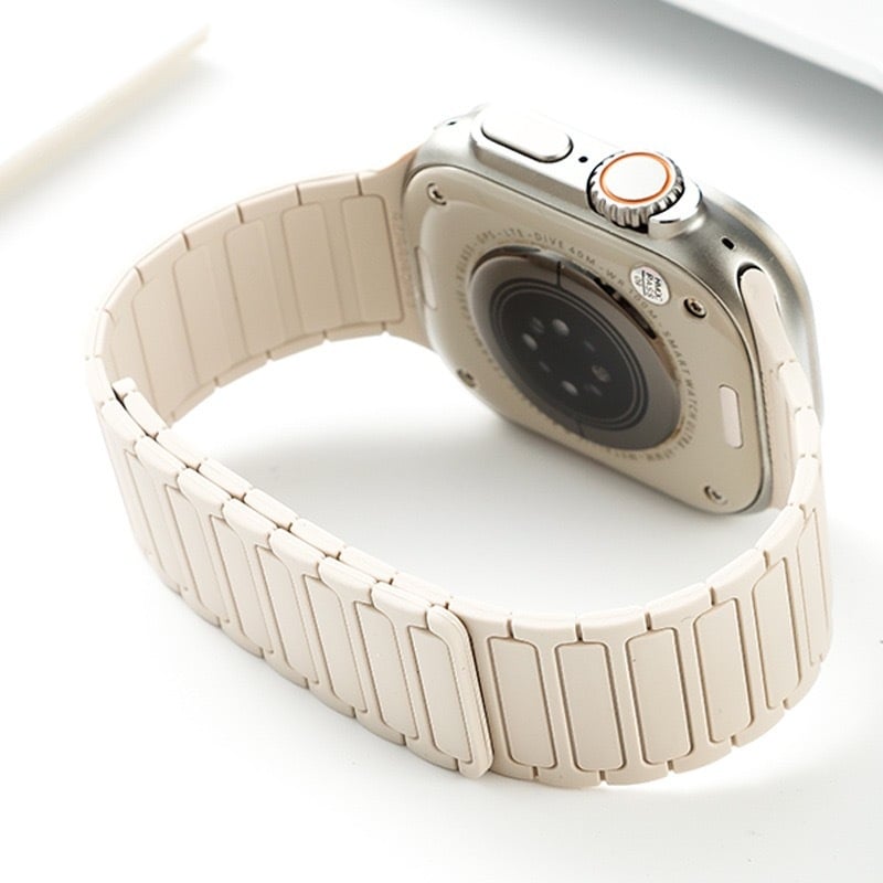 FKFM Λωρίδα ρολογιού από σιλικόνη με μαγνητικό κούμπωμα, αθλητικό στυλ, συμβατή με Apple Watch