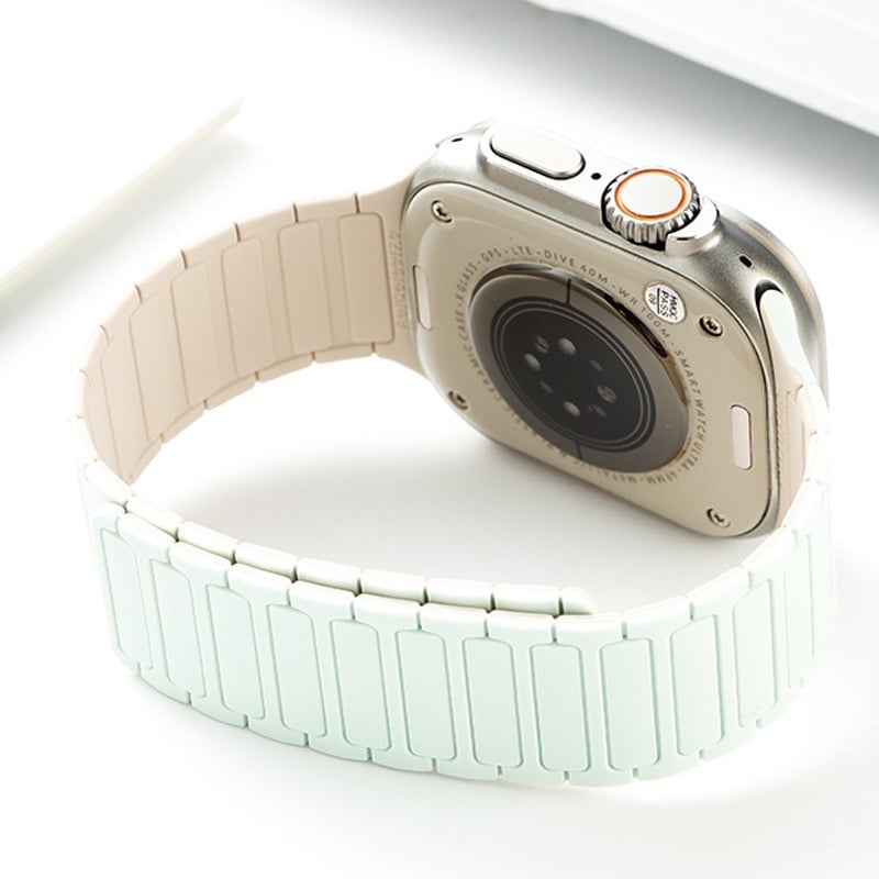 FKFM Λωρίδα ρολογιού από σιλικόνη με μαγνητικό κούμπωμα, αθλητικό στυλ, συμβατή με Apple Watch