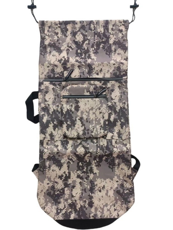 Sporta mugursoma skateboardam ar biezāku dibenu, izturīga un viegla; plecu siksnas ar gaisa spilventiņu; ietilps tenisa/badminton raketes, makšķerēšanas nūjas un jogas paklājiņu