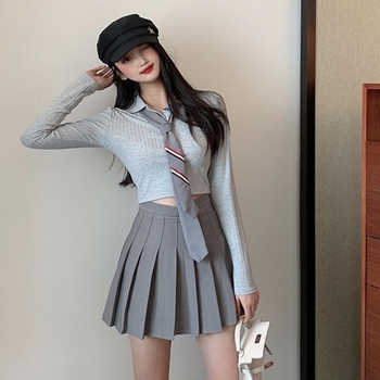 Divu gabalu komplekts Korejas stilā: adīts tops ar garām piedurknēm un plisēta svārki, chenille audums ar elastānu līdz 30%, biroja stila rudens-ziemai.