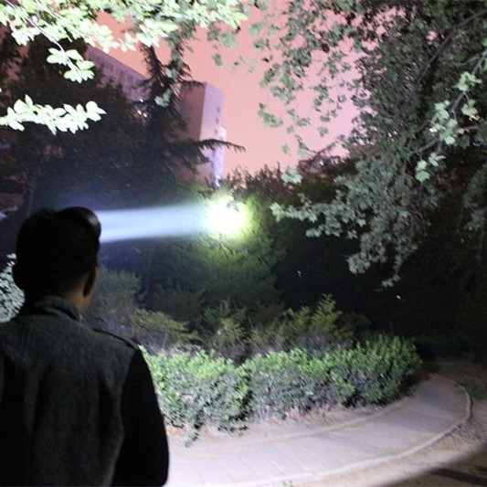 Saugos šalmas su LED galine žibintu požeminiam darbui, įkrovimo maitinimo šaltinis, atsparus vandeniui, diapazonas daugiau kaip 500 m