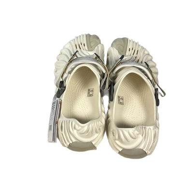 Sandale s EVA gornjim dijelom i EVA potplatom; prozračne; protuklizne; kopčom; izlaze u proljeće 2025