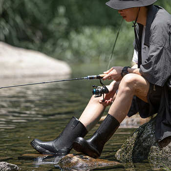 Vīriešu lietus zābaki ar augstu augšdaļu, PVC augšējā daļa, EVA iekšējā zole, sietu oderējums, plastmasas zole
