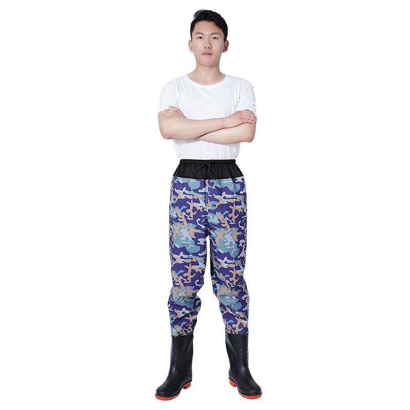 PVC makšķerēšanas apģērbs: pilnīgi ūdensnecaurlaidīgas bikses un lietus jaka, 2 kabatas, bez glābšanas vestes