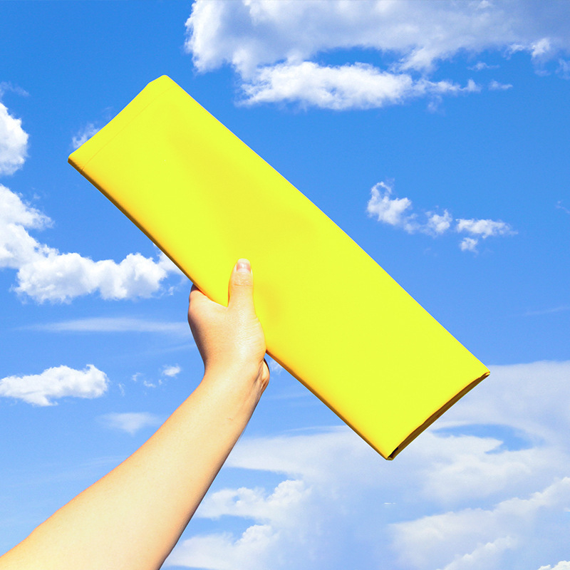 Lahutatav välistes kasutamiseks näo- ja jala pesemise ämber, kalastamiseks ja veesalvestuseks; materjal: 600D PVC võrgukangas; kaal umbes 0,3 kg; turule tuleb 2024 kevadel