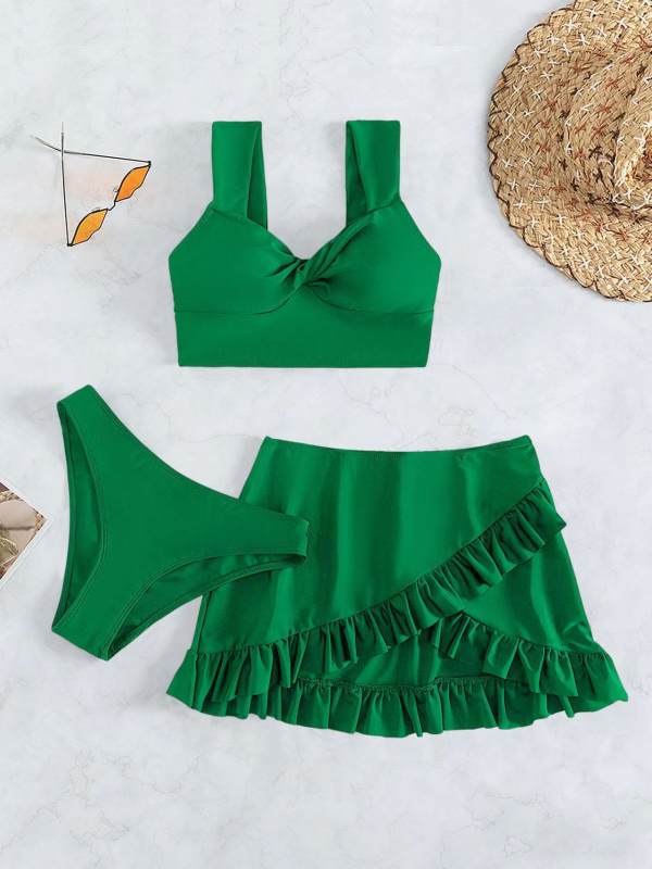 Trodijelni bikini set: napuhani gornji dio bez metalne potpore; suknjasti trokutasti briefs; jednodijelni najlon kupaći s Lycra podstavom