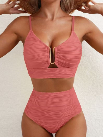 Női kétrészes bikini – párnázott melltartóval, poliészter 82% anyag és 18% bélés, 150 g, úszáshoz és vízi tevékenységekhez