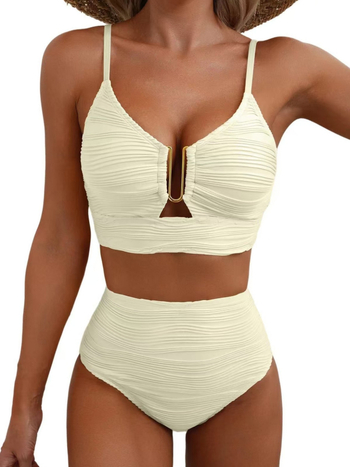 Női kétrészes bikini – párnázott melltartóval, poliészter 82% anyag és 18% bélés, 150 g, úszáshoz és vízi tevékenységekhez