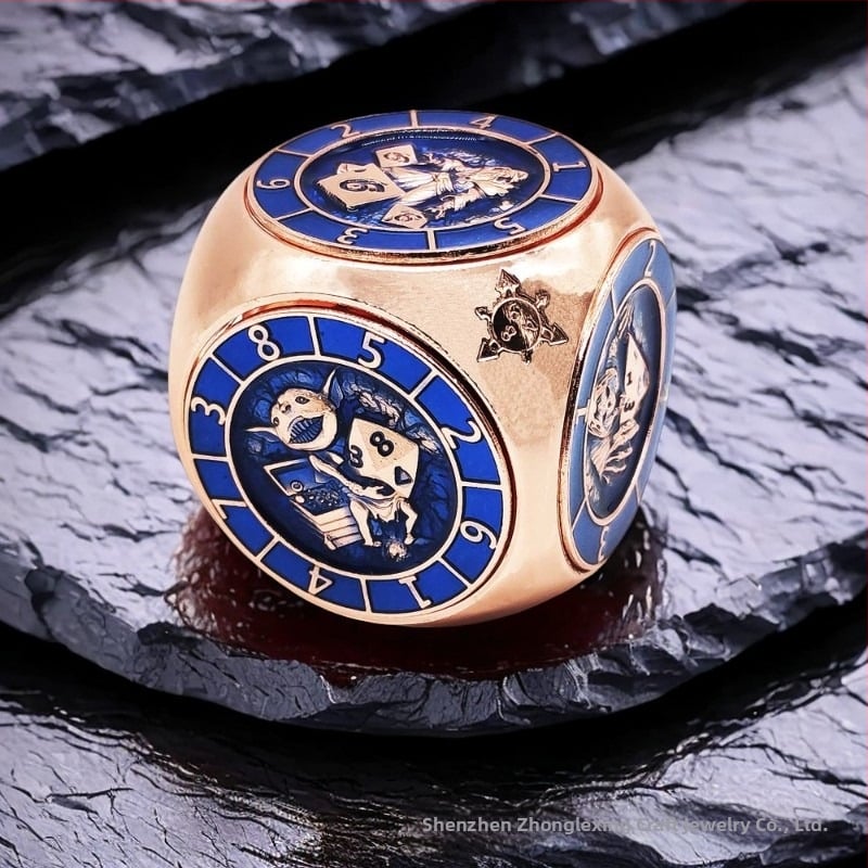 Metāla kauliņu komplekts no misiņa un cinka sakausējuma ar noapaļotiem malām, divdesmitpusēju kauliņi priekš D&D un Cthulhu