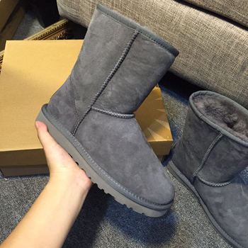 Unisex žieminiai sniego batai, viršutinė dalis – veršienos oda, vidutinio ilgio blauzdos, TPR padas, vidinė pūkų apdaila, dirbtinės vilnos įdėklas