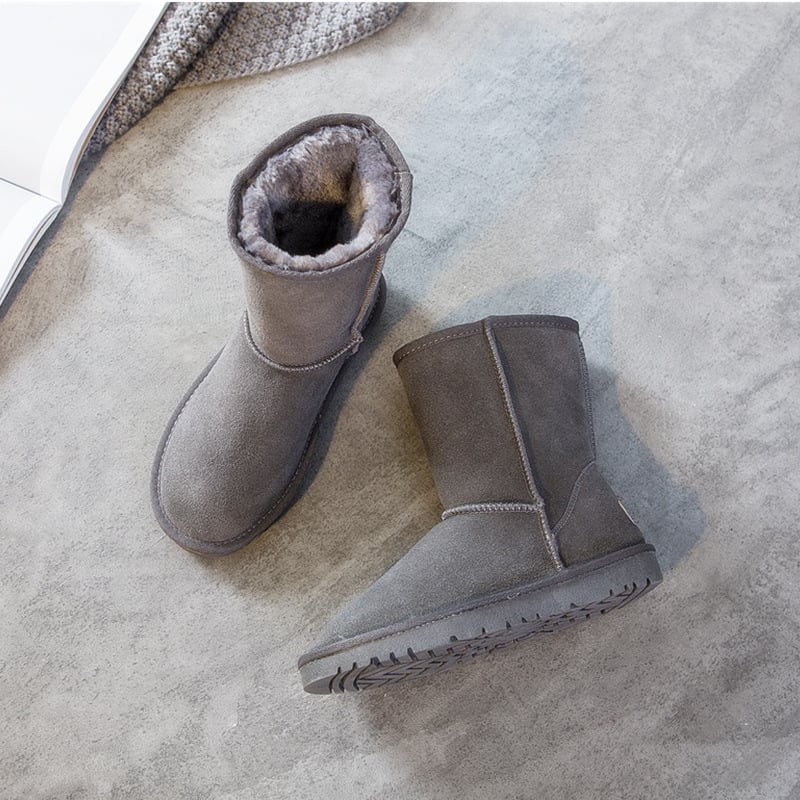 Unisex žieminiai sniego batai, viršutinė dalis – veršienos oda, vidutinio ilgio blauzdos, TPR padas, vidinė pūkų apdaila, dirbtinės vilnos įdėklas