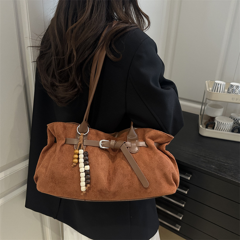 Yicai Socialite PU bucket bag za poslovno putovanje, horizontalni kvadratni oblik, zip