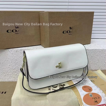 PU maza kvadrātveida soma, ielu stils, horizontāla forma, vāka aizvērums