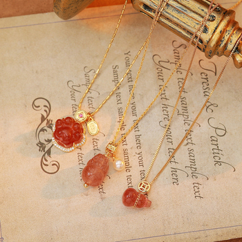 Colier cu labă de pisică din cristal natural, pandantiv geometric, placat cu aur adevărat, stil lux discret, iarna 2025