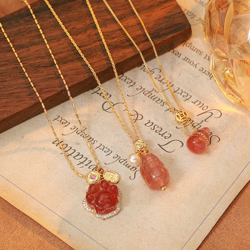 Colier cu labă de pisică din cristal natural, pandantiv geometric, placat cu aur adevărat, stil lux discret, iarna 2025