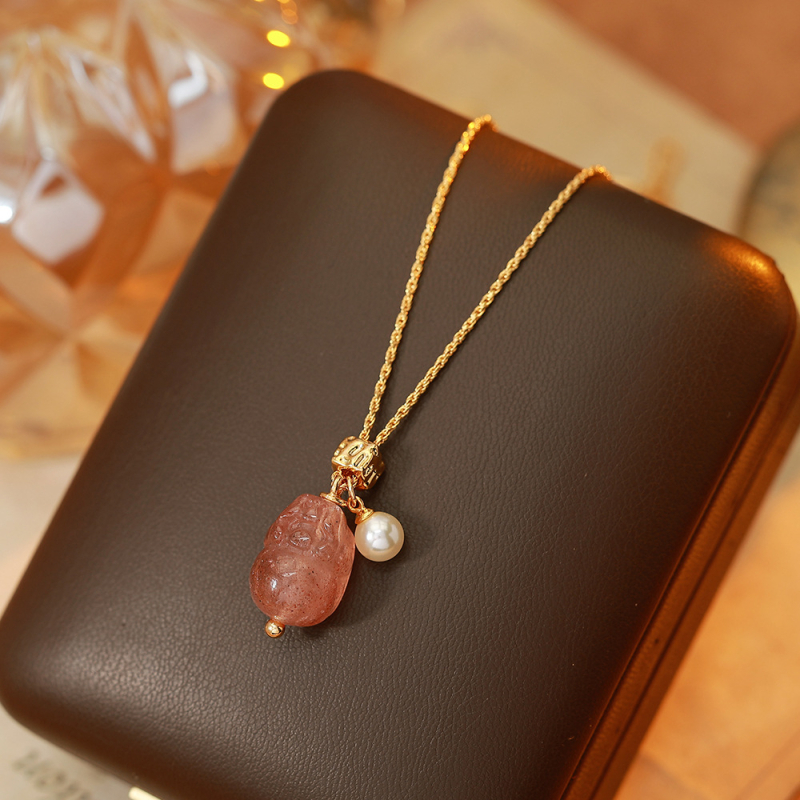 Colier cu labă de pisică din cristal natural, pandantiv geometric, placat cu aur adevărat, stil lux discret, iarna 2025