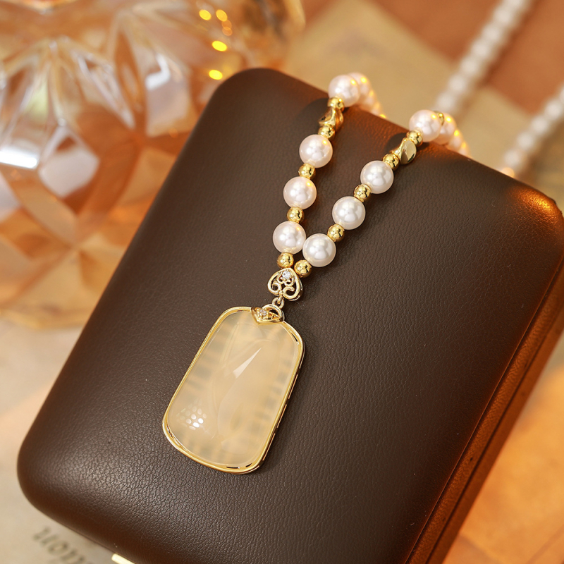 Colier cu labă de pisică din cristal natural, pandantiv geometric, placat cu aur adevărat, stil lux discret, iarna 2025