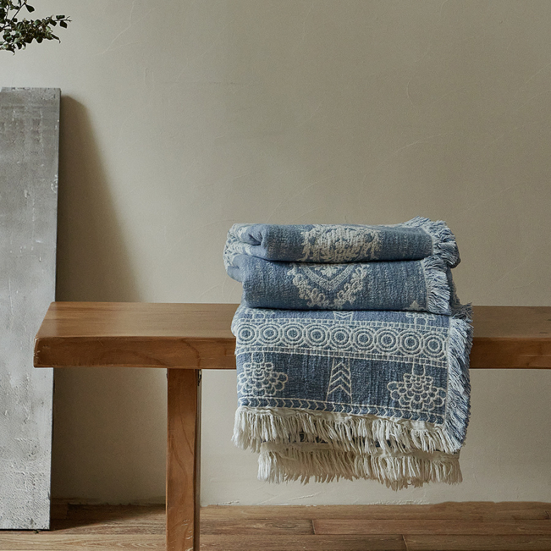 Плед за диван в ретро стил вайби-саби, памучно–ленен микс с жакардови пискюли, геометричен модел, 1000 г, за декорация на дивана и около краищата на леглото (пролет–есен)