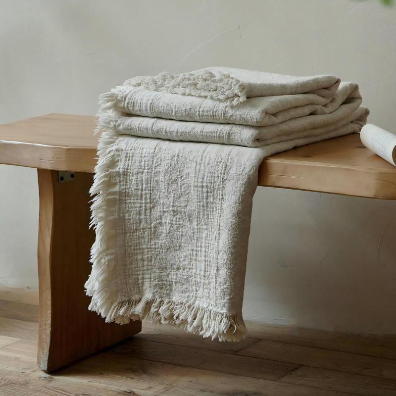 Плед за диван в ретро стил вайби-саби, памучно–ленен микс с жакардови пискюли, геометричен модел, 1000 г, за декорация на дивана и около краищата на леглото (пролет–есен)