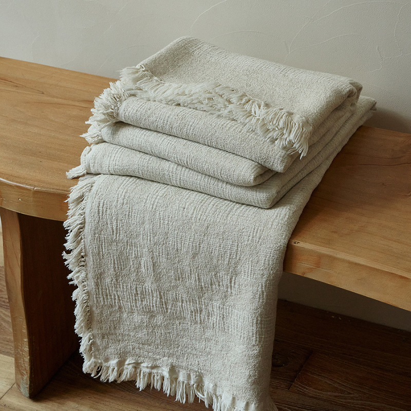 Плед за диван в ретро стил вайби-саби, памучно–ленен микс с жакардови пискюли, геометричен модел, 1000 г, за декорация на дивана и около краищата на леглото (пролет–есен)