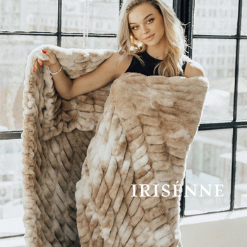 Одеяло Iris Pie - зимно плюшено одеяло с имитация на зайче, 95% полиестер / 5% спандекс, 800 г/м²+, персонализируемо, луксозен стил