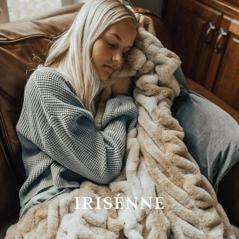 Одеяло Iris Pie - зимно плюшено одеяло с имитация на зайче, 95% полиестер / 5% спандекс, 800 г/м²+, персонализируемо, луксозен стил