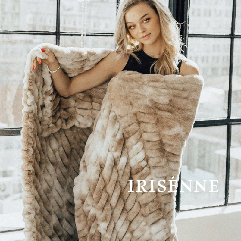 Одеяло Iris Pie - зимно плюшено одеяло с имитация на зайче, 95% полиестер / 5% спандекс, 800 г/м²+, персонализируемо, луксозен стил