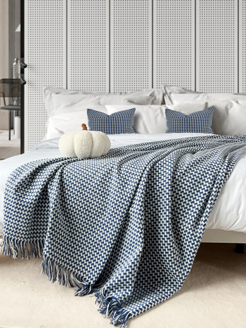 Plava luksuzna deka za hotele i hostele, jednostavan i modern stil (Kod Fs75675995674998; Marka Other; Tip deke: Drugo; Materijal: Drugo; Segment posteljine: Ostale deke i fleece deke)
