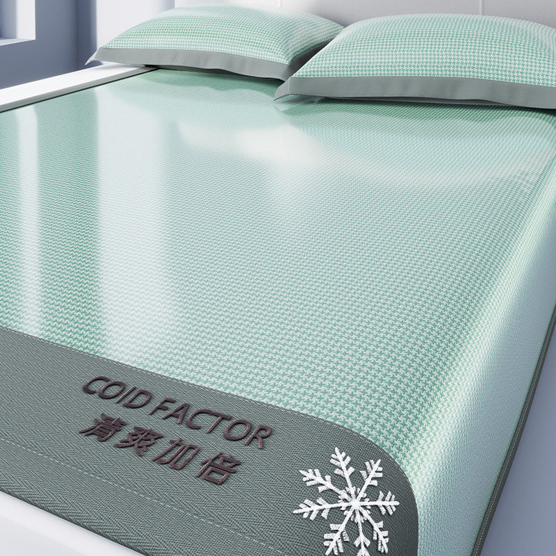 Antibakteriaalne jääsilk mattide komplekt, ema ja lapse klass, kokkupandav, masinaga pestav, tikitud